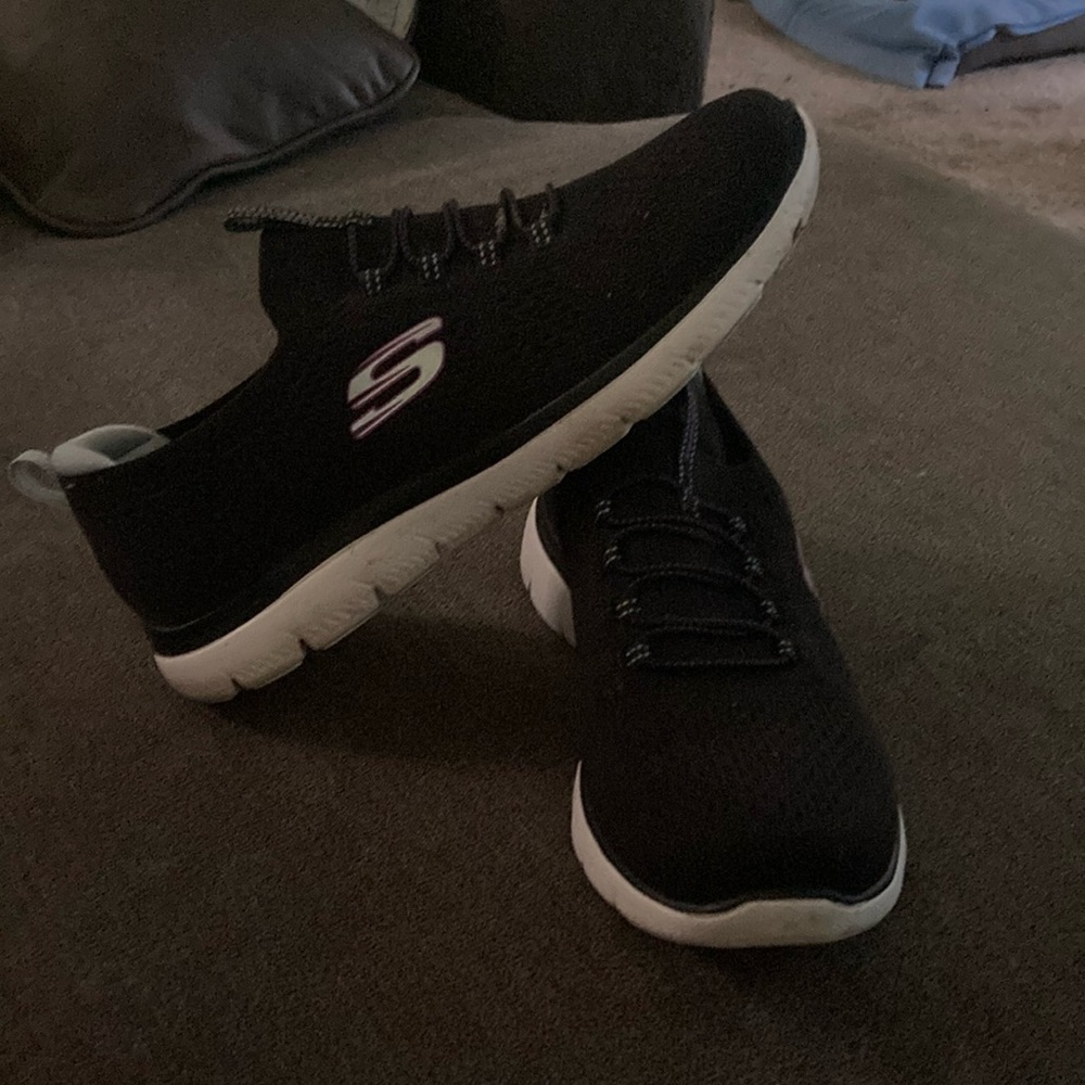 Skechers Black and White Sneakers Lightweight Breathable Design